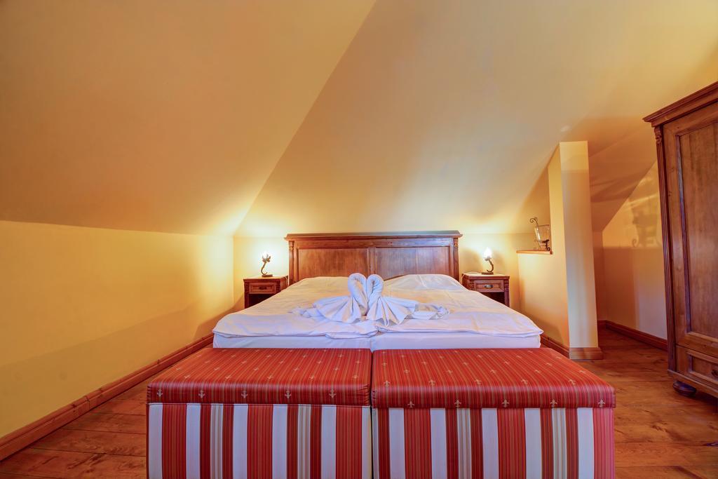 Banská Štiavnica Penzion Cosmopolitan I. מראה חיצוני תמונה